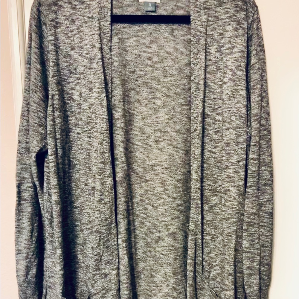 Gray  Cardigan w/Pockets